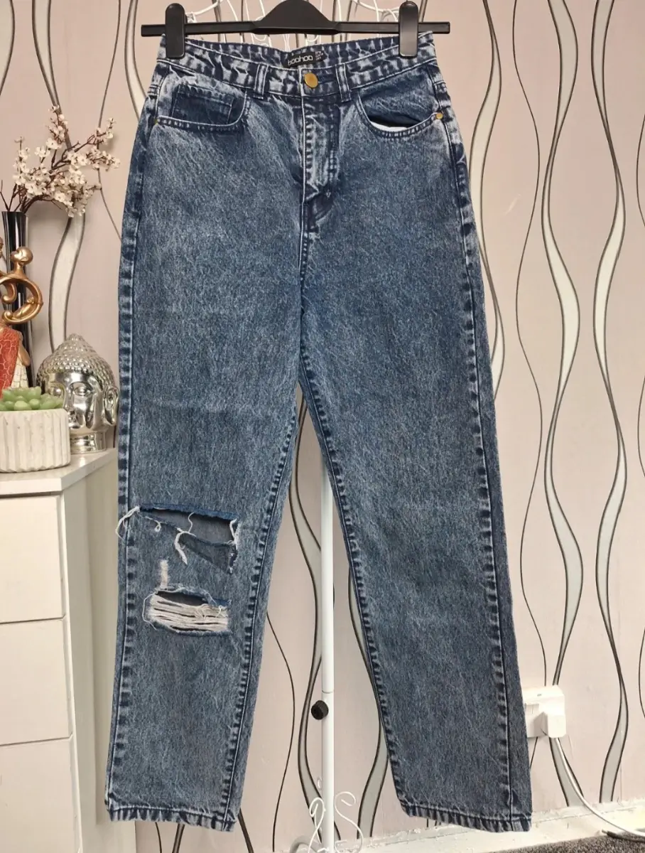 Boohoo Blue Distressed High Waisted Mom Jeans UK 10