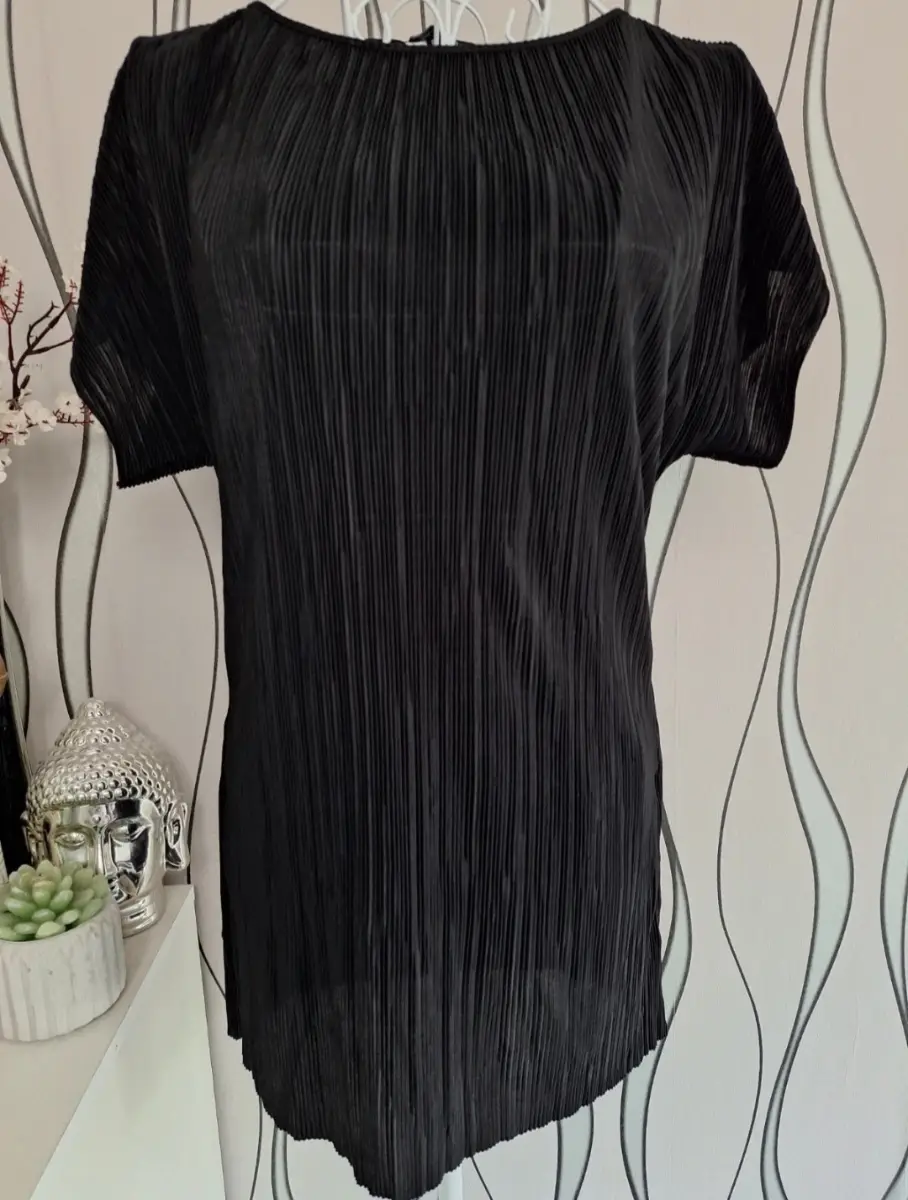 New Look Black Pleated Stretch Top UK 8 Short Sleeve Blouse