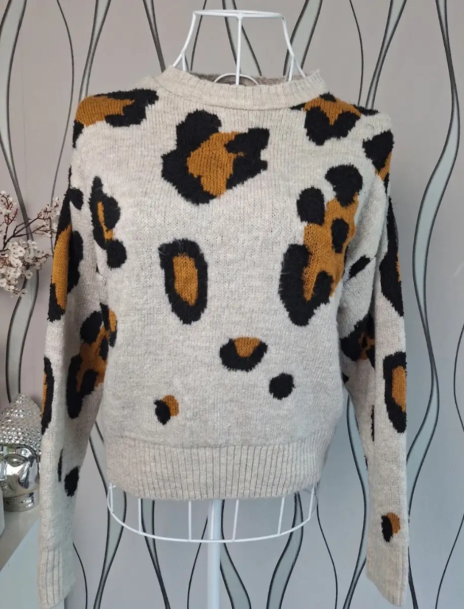 Primark Beige Leopard Print Knitted Jumper UK 4-6 Soft Animal Print