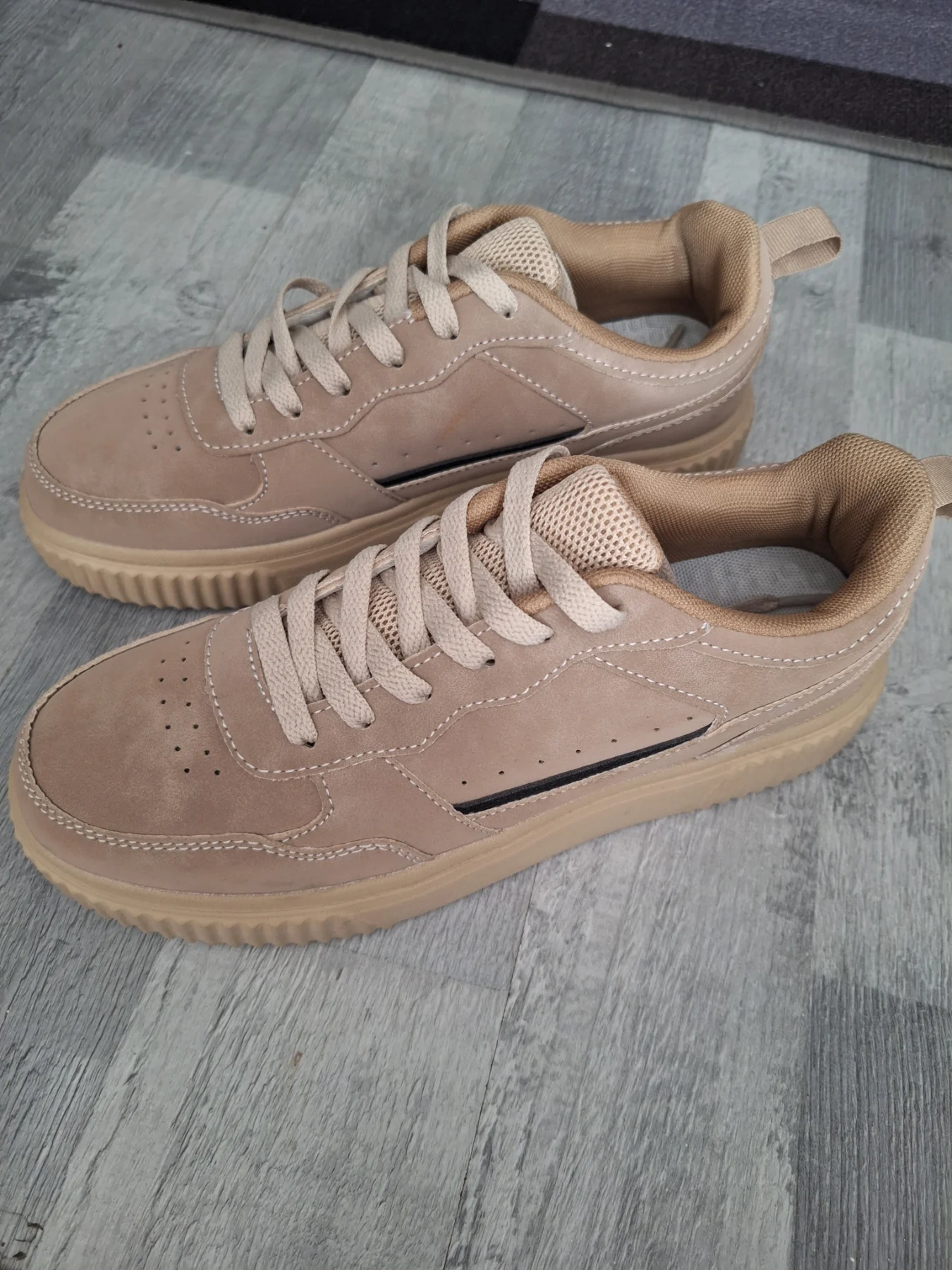 New Beige Lightweight Women's Trainers UK 6.5 EU 40