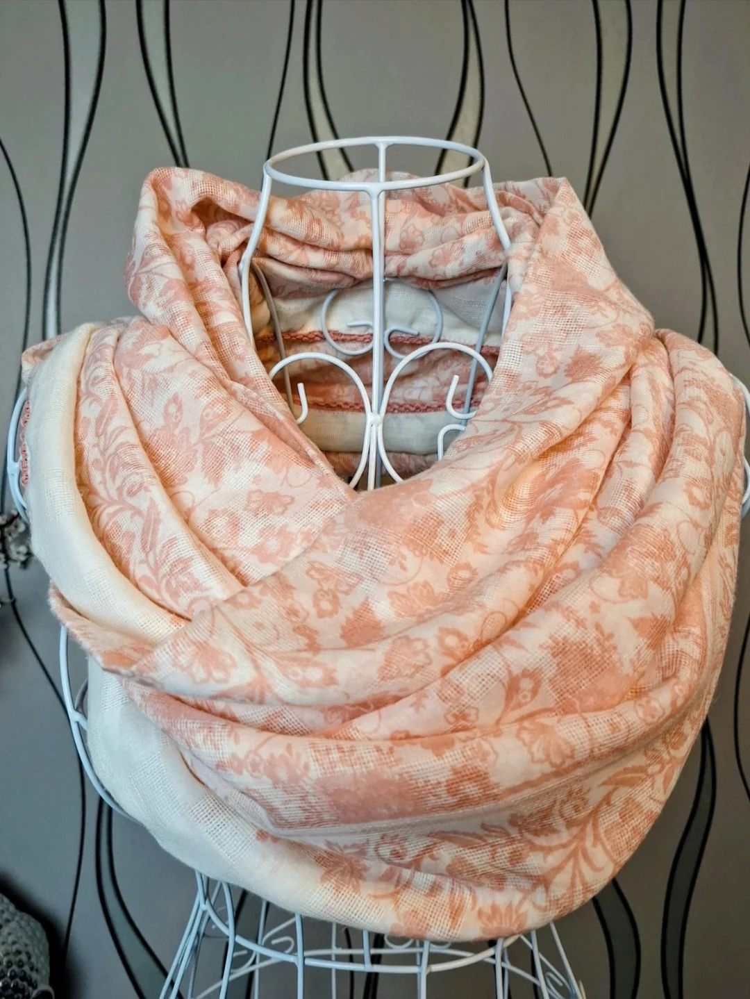 Primark Pink Floral Snood Scarf Soft Lightweight