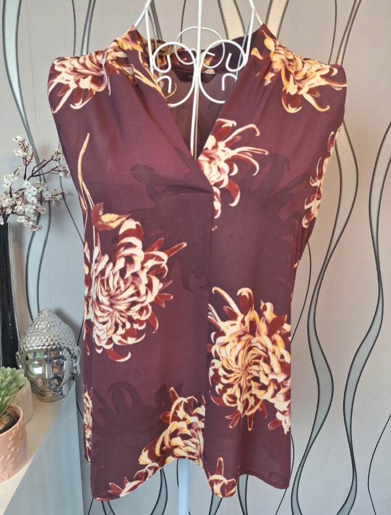 Next Burgundy Floral Sleeveless Blouse / Top - Size 10