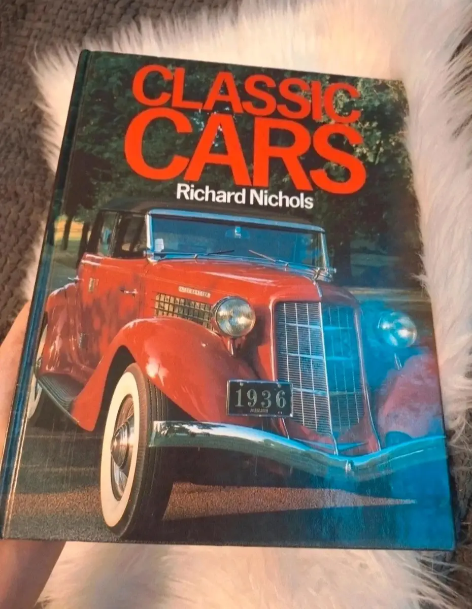 Classic Cars by Richard Nichols Hardcover Book