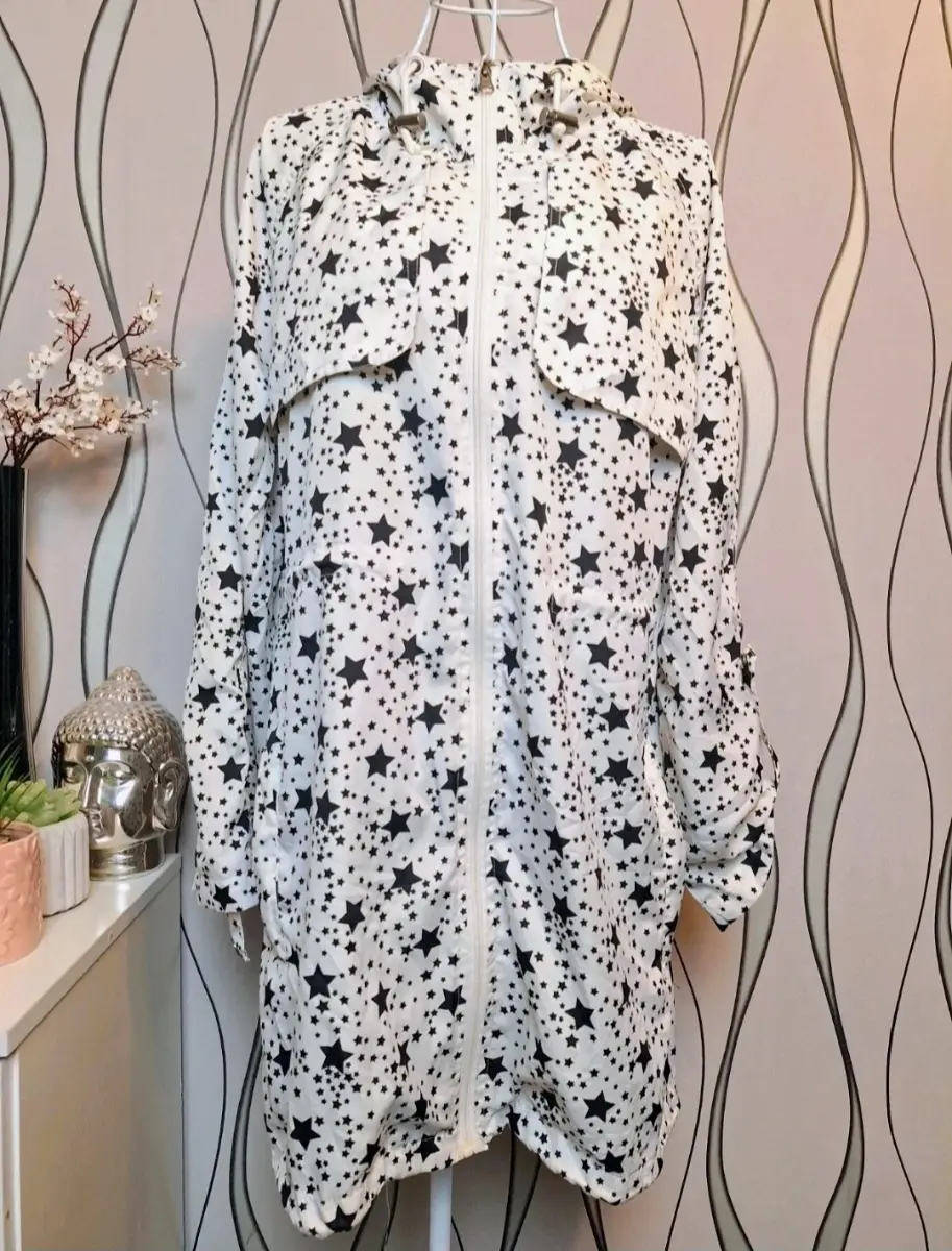 Denim Co Star Print Hooded Rain Jacket White Black Size S UK 8-10