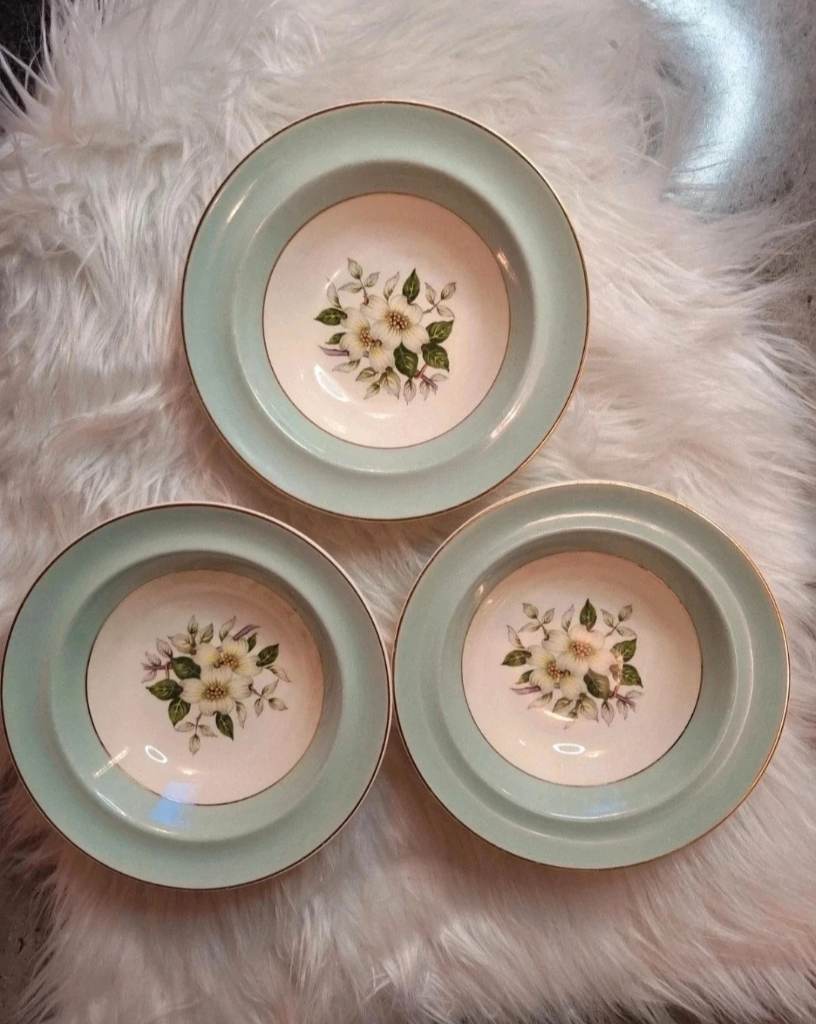Johnson Bros Vintage Soup Bowls Set of 3 Floral Mint Green Made in England 6.5"