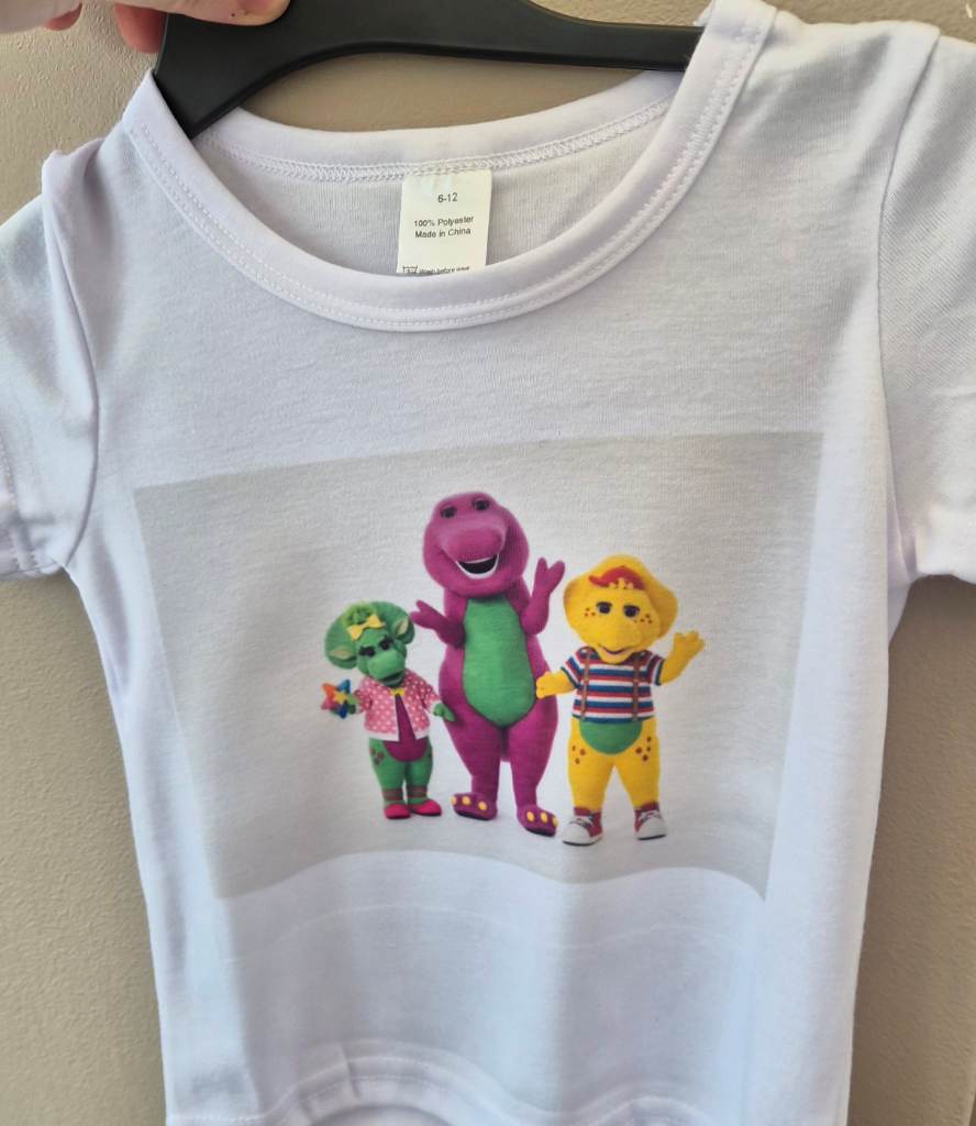 barney the dinasaur white t shirt age 6-12 months