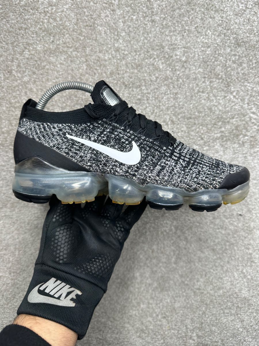 Black And Grey Nike Vapormaxes Size 6 UK
