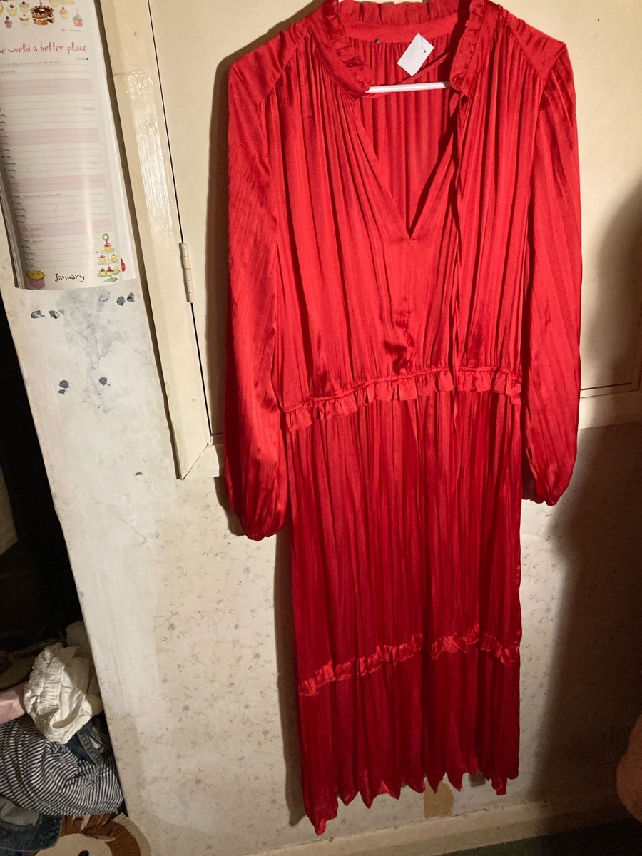 Beautiful Next silky maxi dress. 16.