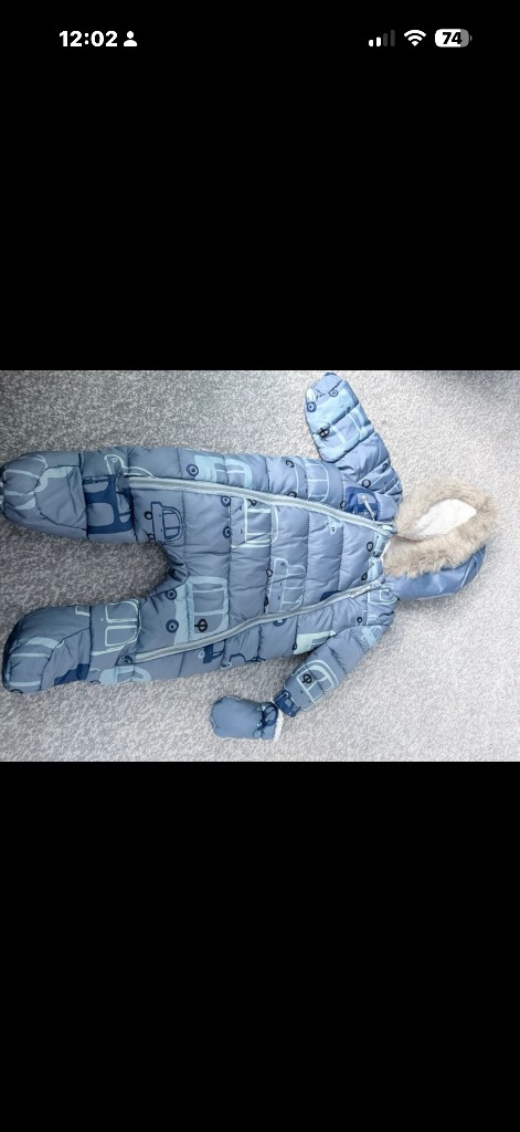 Snowsuit boys