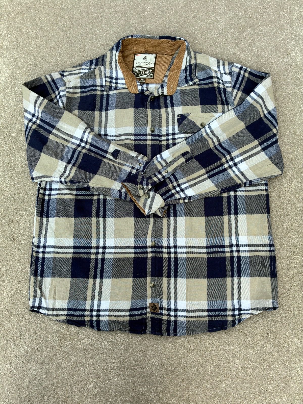 Men’s long sleeve vintage plaid shirt with corduroy collar