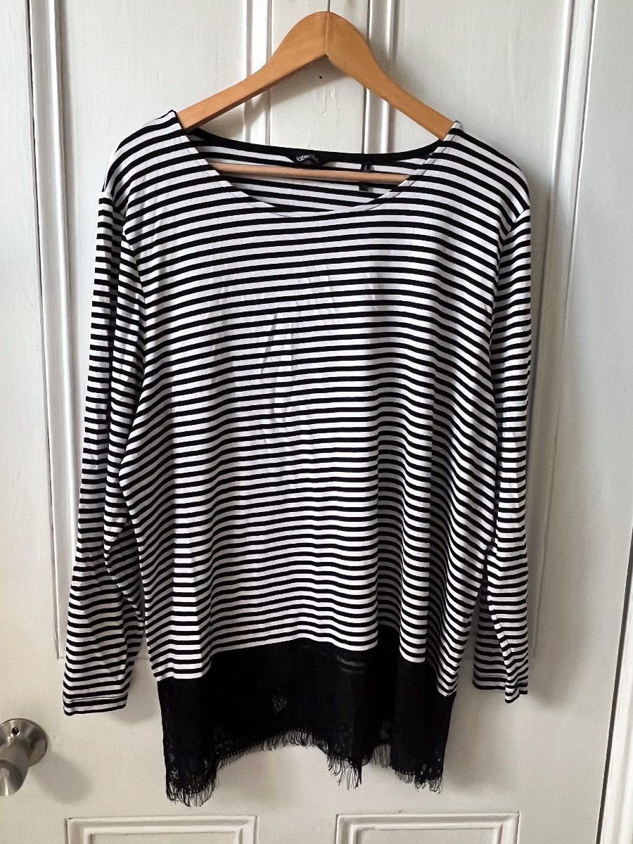 label Be Black & White Striped Long Sleeve Top Lace Hem Size UK 22 US 18