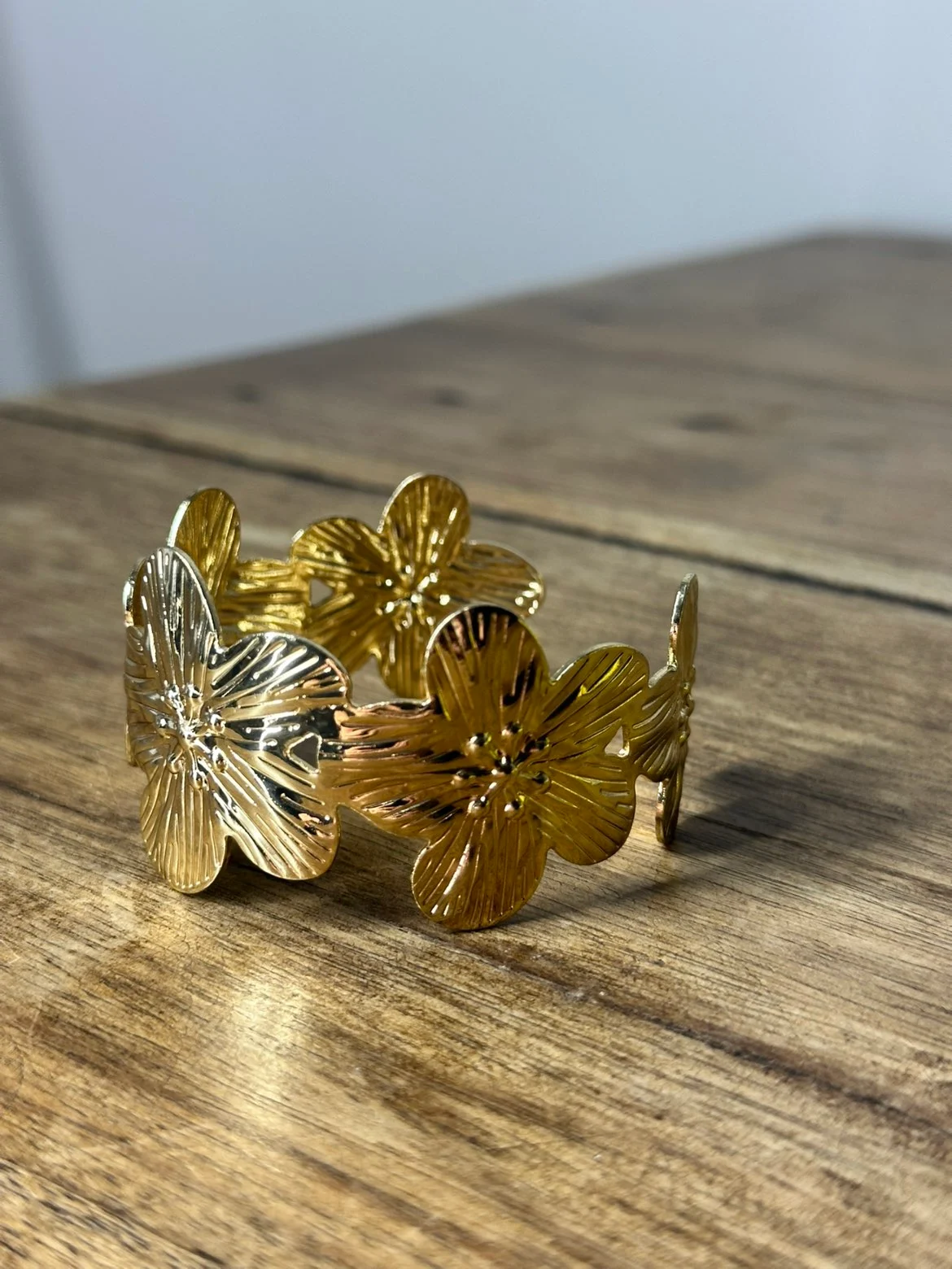 Gold Tone Flower Cuff Bracelet 🌸