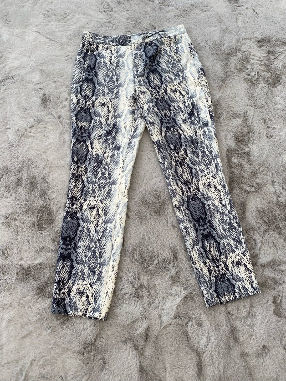 Zara Snakeskin Trousers 🤍