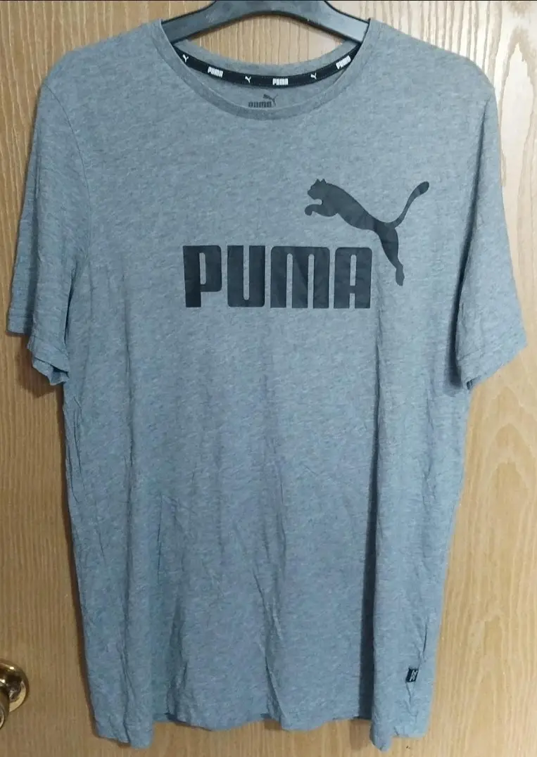 Puma grey t shirt. Size M