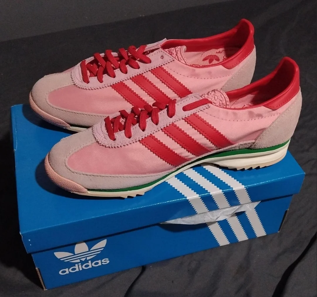 Adidas SL 72 OG women's. Pink/red. Size uk5