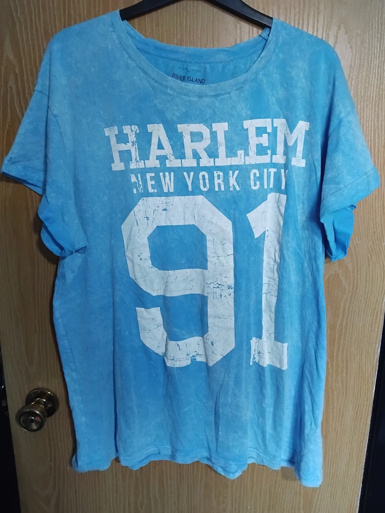 River island acid wash blue t shirt. Size 2XL