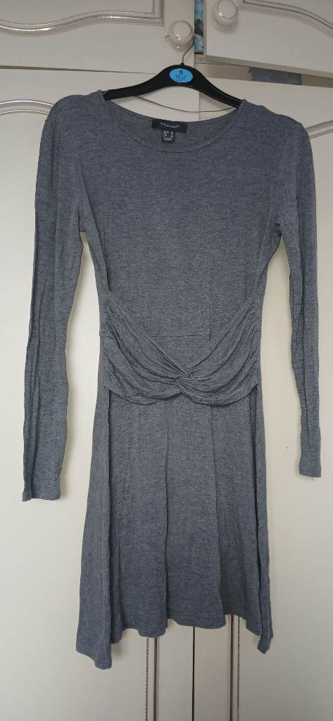 Womens grey long sleeved dress size 10