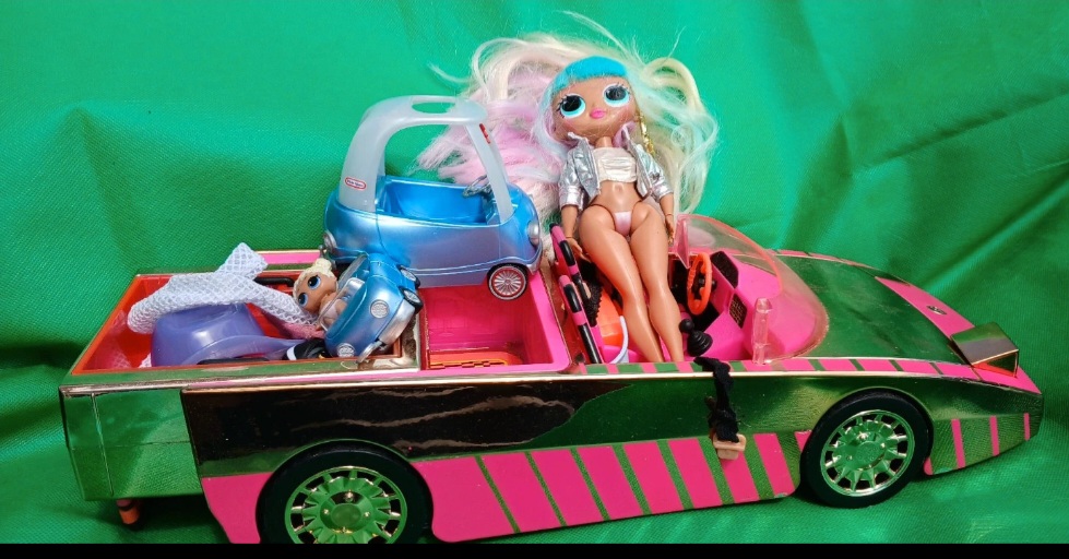 Lol doll bundle