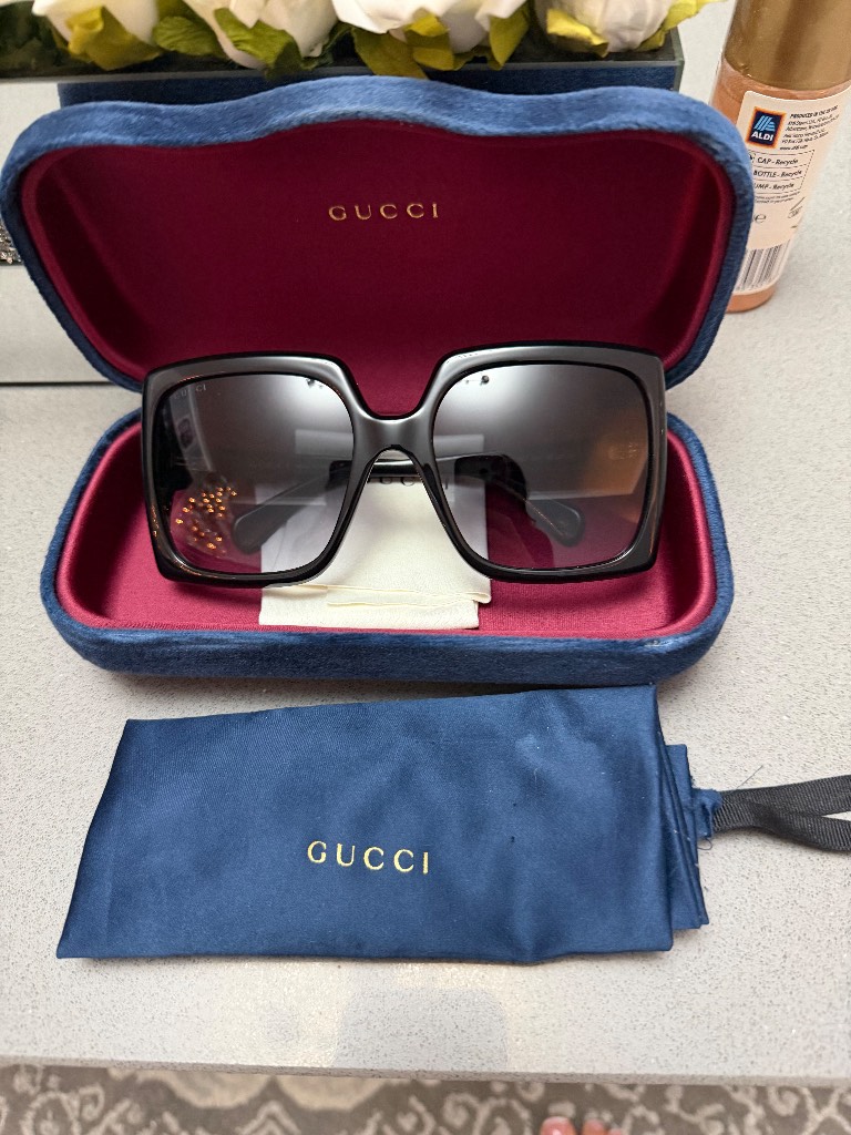 Gucci women’s sunglasses