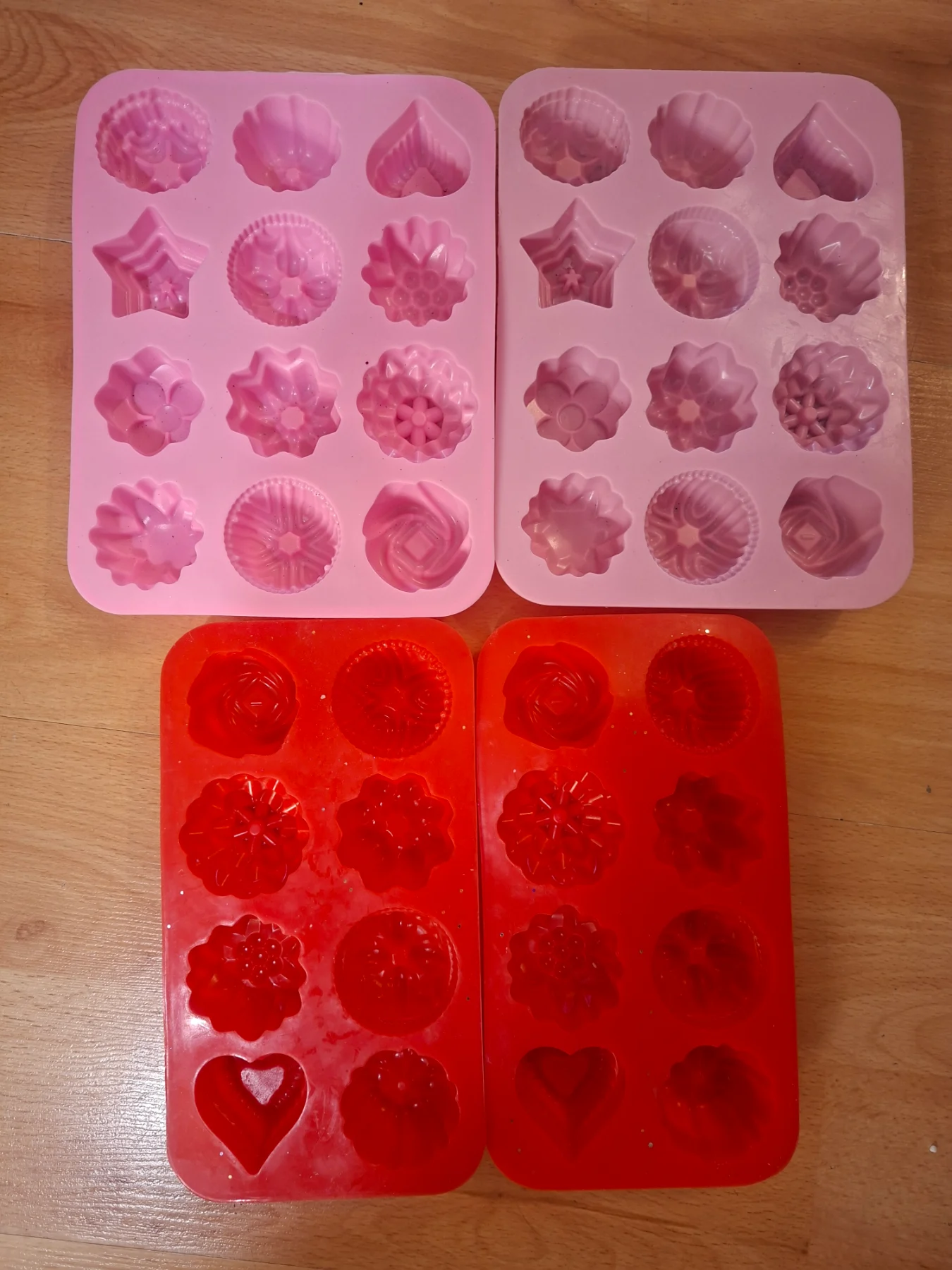 4 silicone wax moulds
