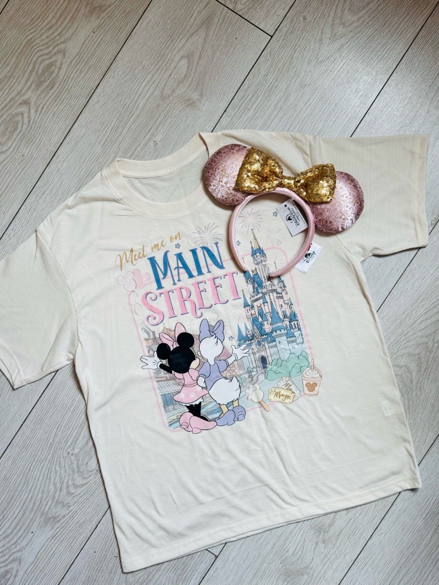 Womens headband and tshirt
