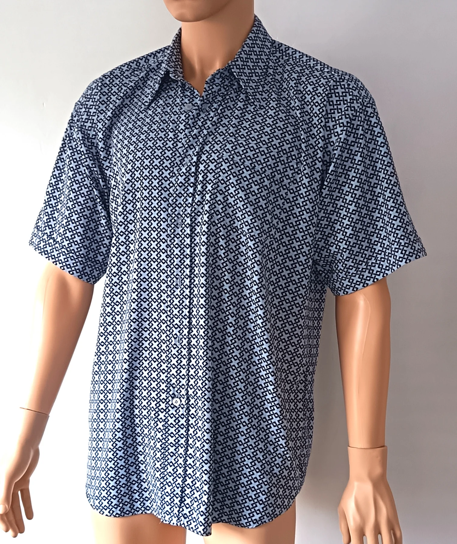 Share Cooper men's shirt size L short sleeve geometric pattern Ex condition