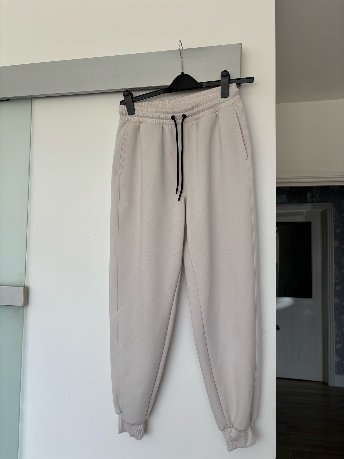 Ladies jog bottoms M