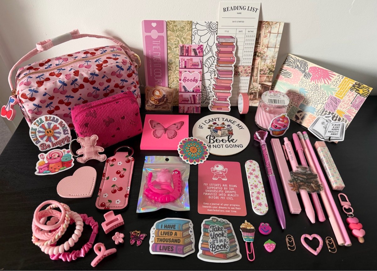 Pink Bookish Bundle - Gift Box
