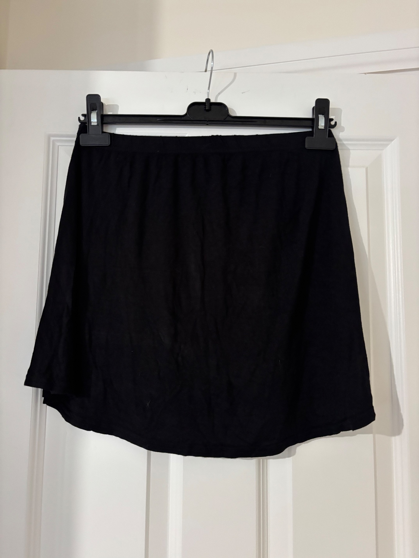Boohoo Women’s Black Mini A-Line Style Skirt Size 10