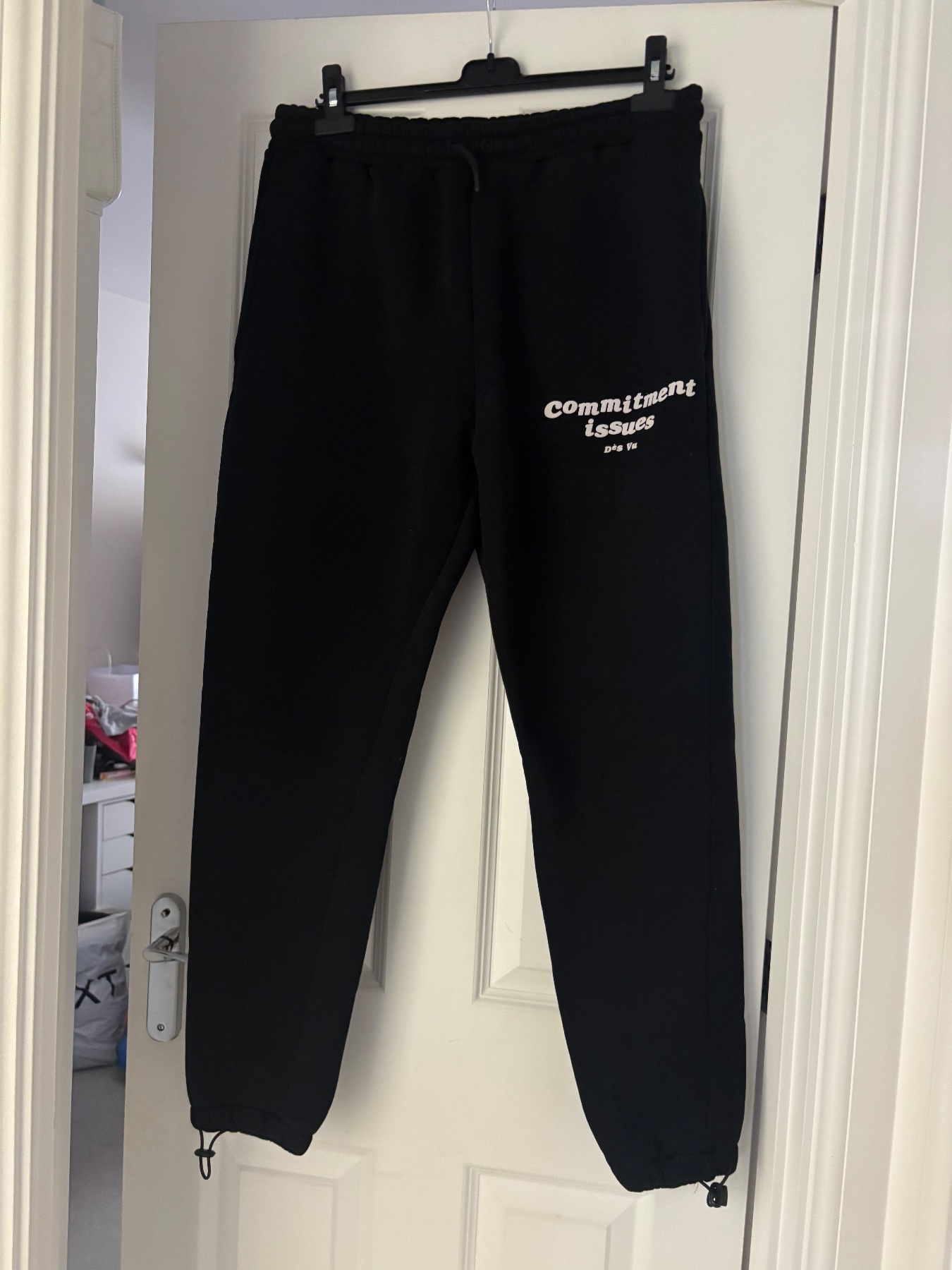 Black Dès Vu Commitment Issues Joggers Size Large