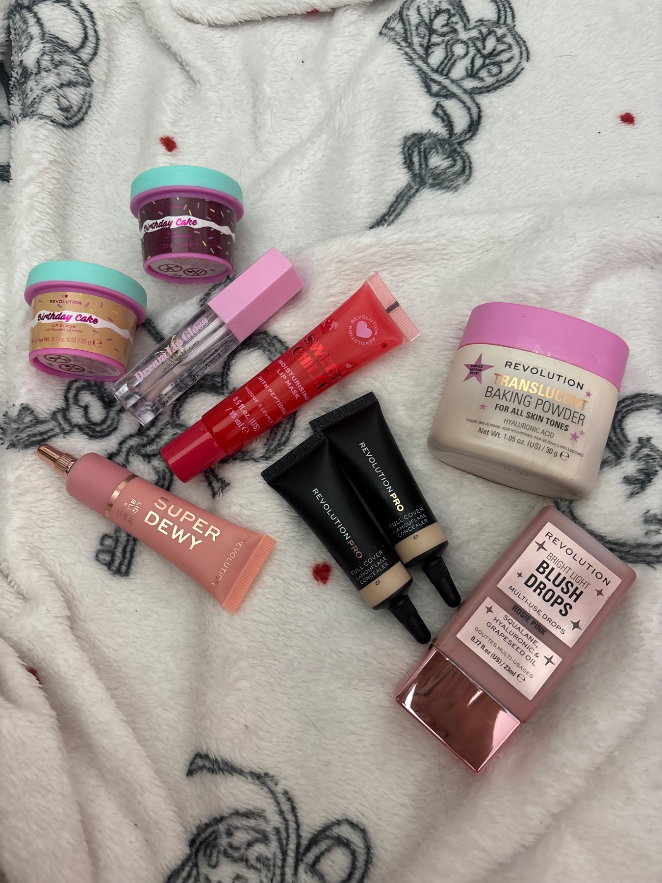 Makeup Revolution Beauty Bundle 11 Items