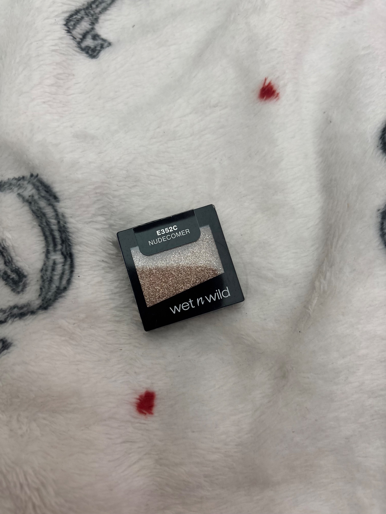Wet N Wild Glitter Gold Eyeshadow Single