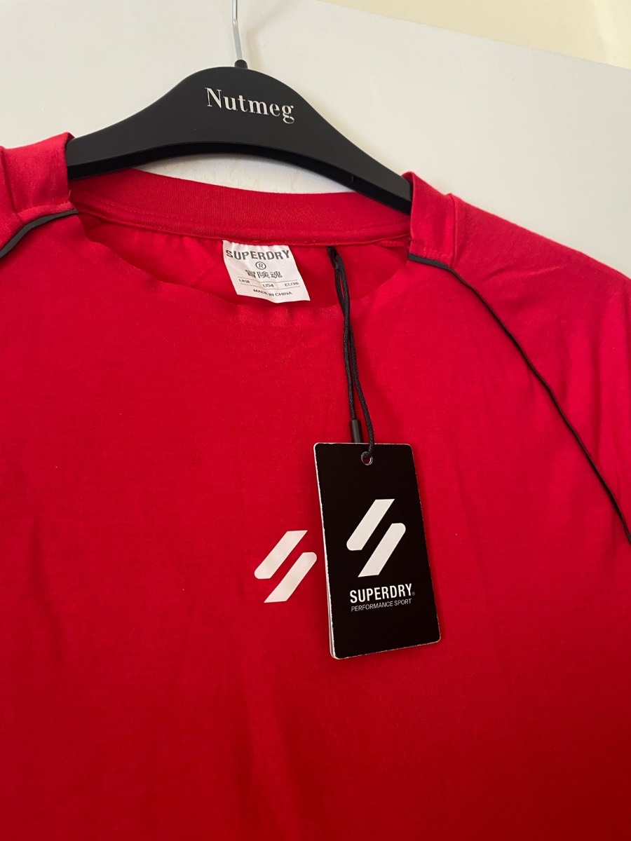 Superdry size 8 Red running top BNWT (328 BV)
