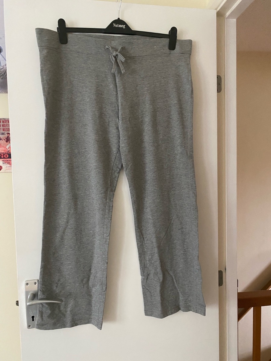 George size 20 grey joggers (412 BV)