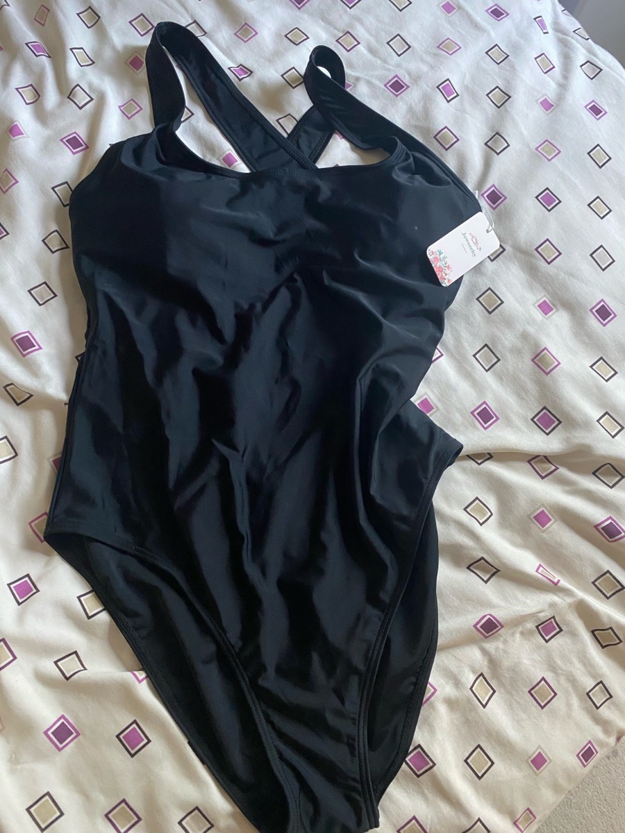 Amazon 14-16 XL black cross back swimming costume BNWT (25 BV)