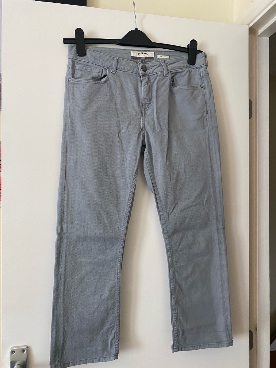 FatFace size 10 grey cropped jeans (79 BV)