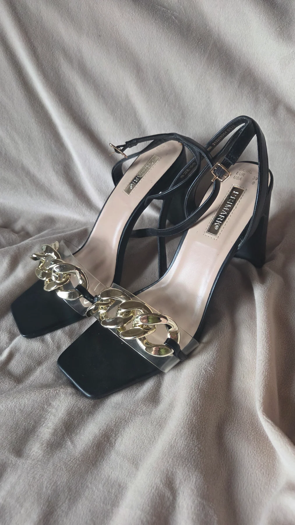 Womans Black Heels Size 6
