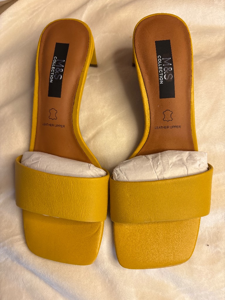 M&S leather yellow mustard size 3 mules new