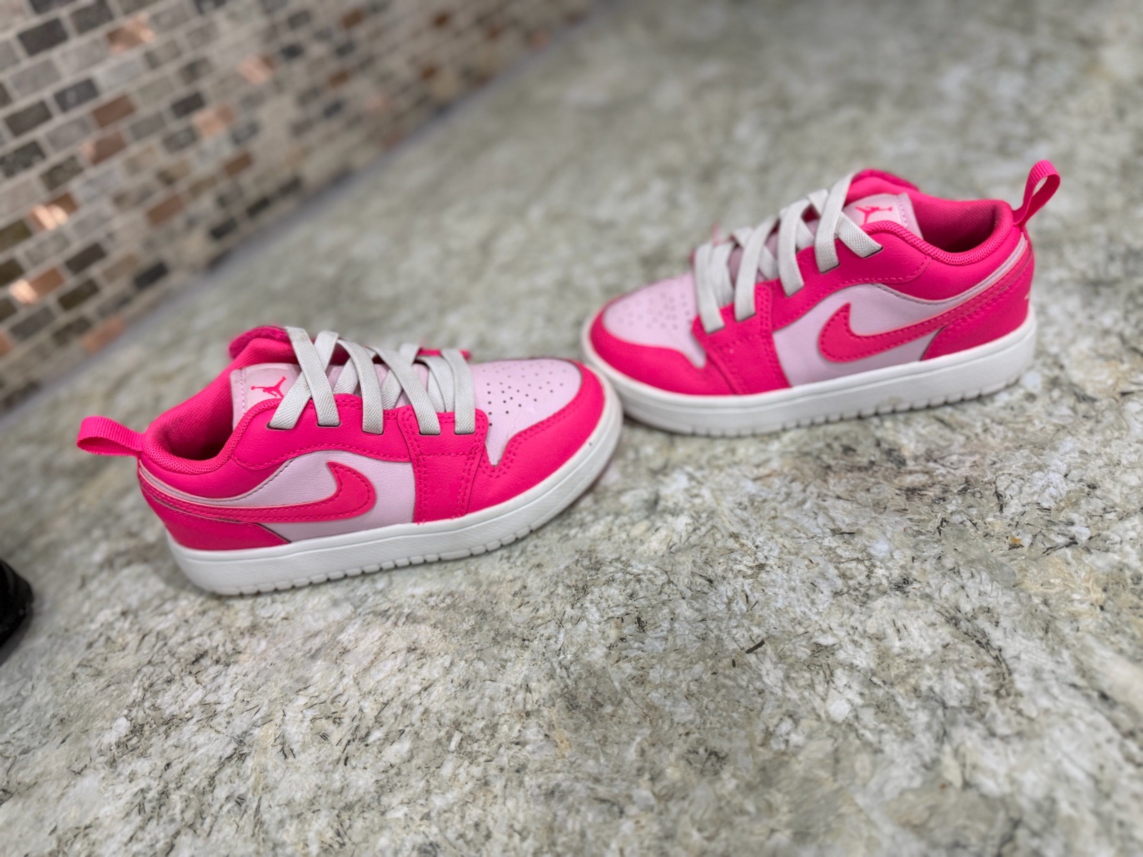Girls Nike Jordan's size 11.5