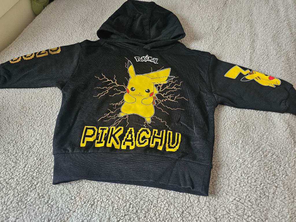 Boys Pikachu Hoodie Size 2-3 Years