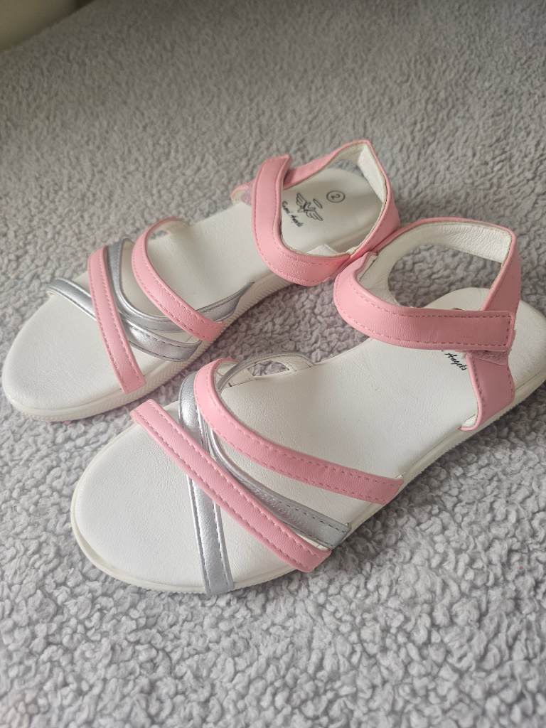 Girls Board Angels Sandals Size UK 2
