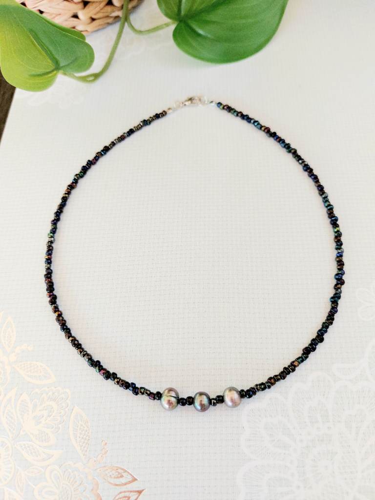 Handmade Peacock Glass Seed Bead Necklace & Vintage Pearls - 42cm Choker Boho