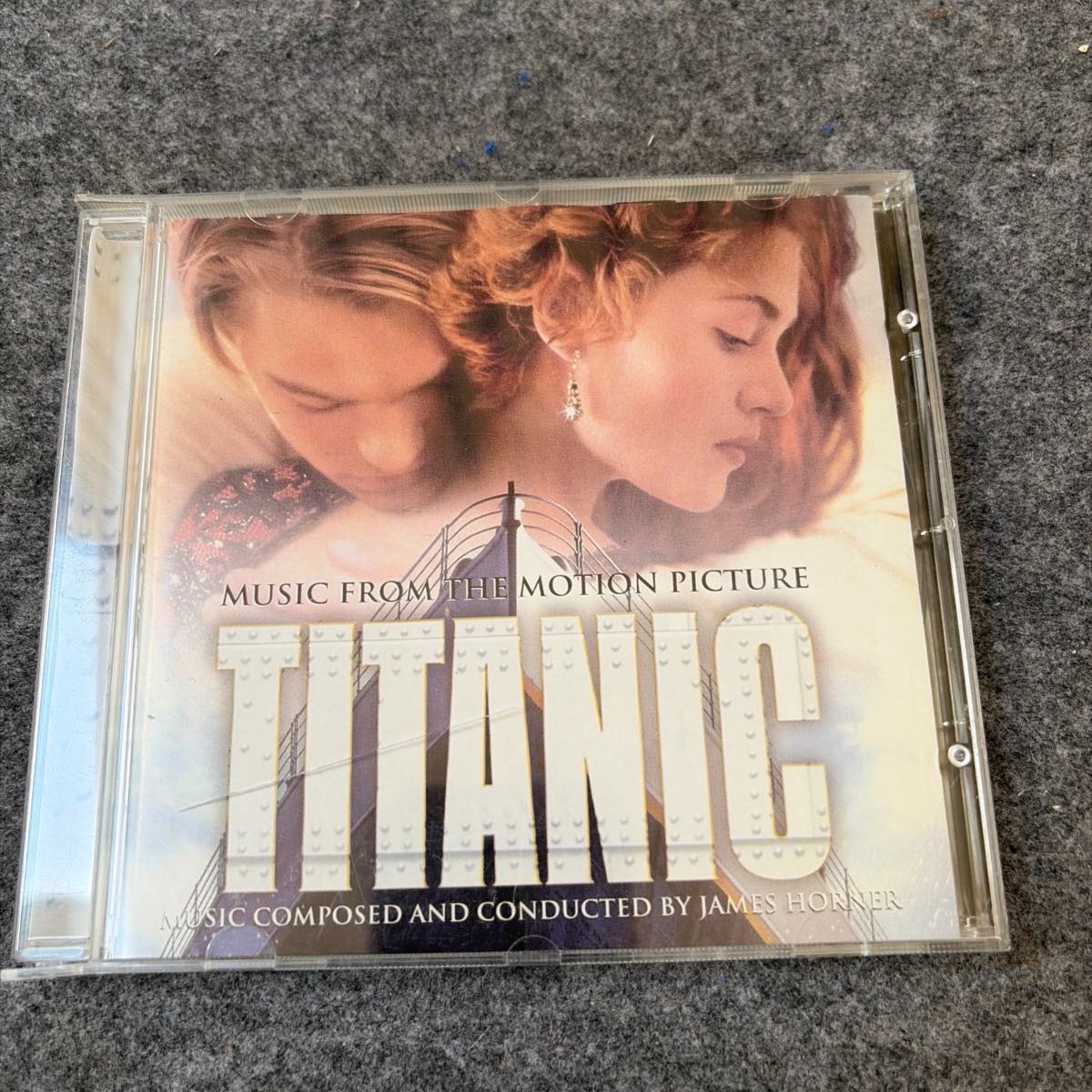 Titanic Original Soundtrack CD Album with Inserts
