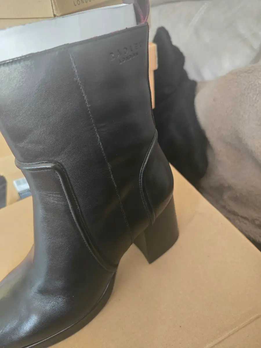 Radley london elm place black boots uk 7
