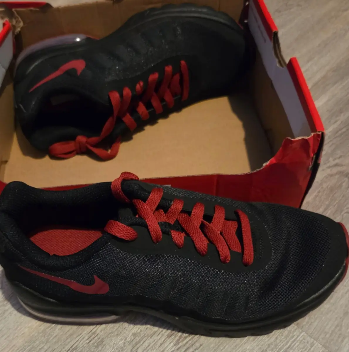 Nike Air Max Invigor