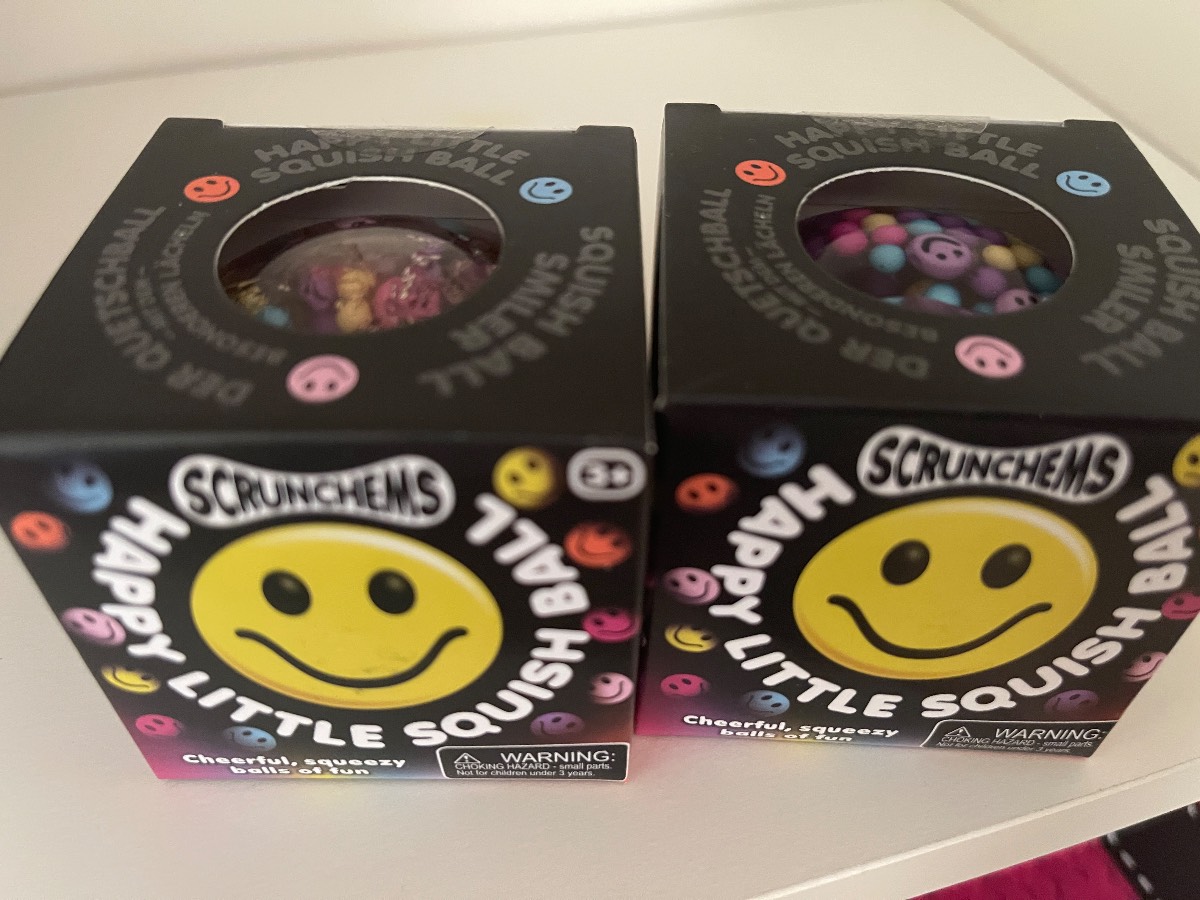 2x Scrunchems Happy Little Squish Ball Fidgets