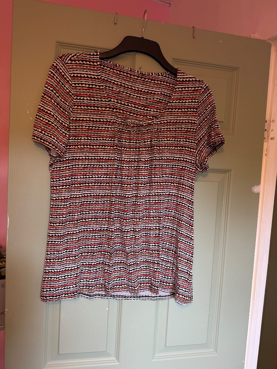 M&S short sleeve scoop neck top