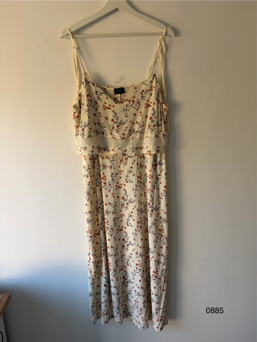 VILA Viannie Maxi Dress Cream Floral Lace Detail Boho Size L