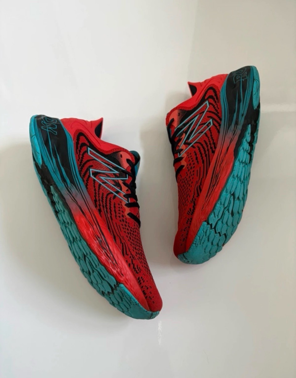 New Balance 1080v11 London Marathon Edition "Virtual Sky" Size 9.5 Excellent Condition