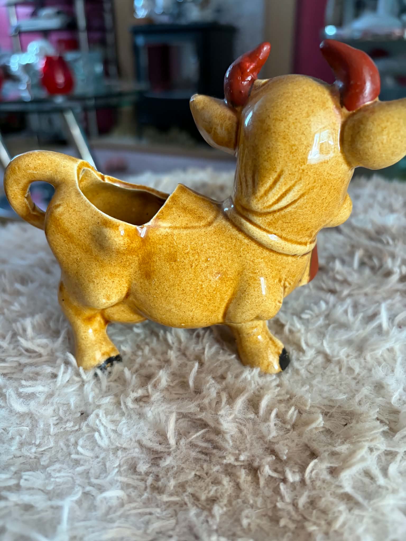 Vintage  Retro ceramic  blown Treacle  glaze cow creamer milk jug